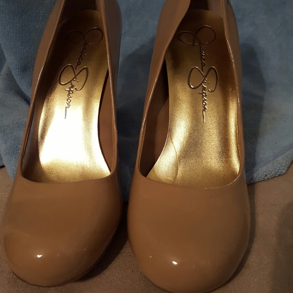 Jessica Simpson  Callie Heels